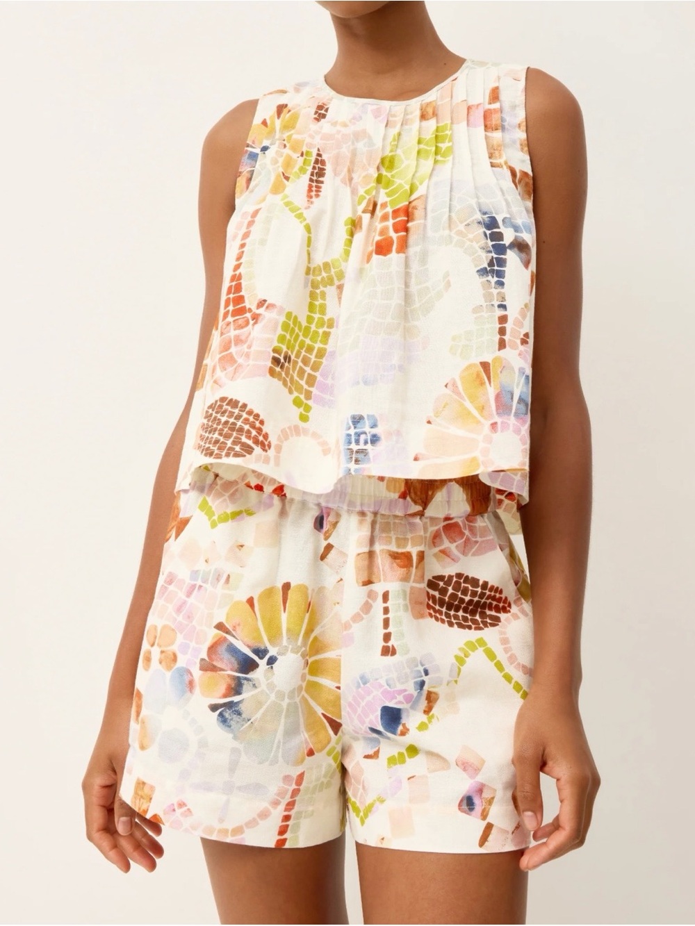 Marie Oliver Monte short in Travertine print